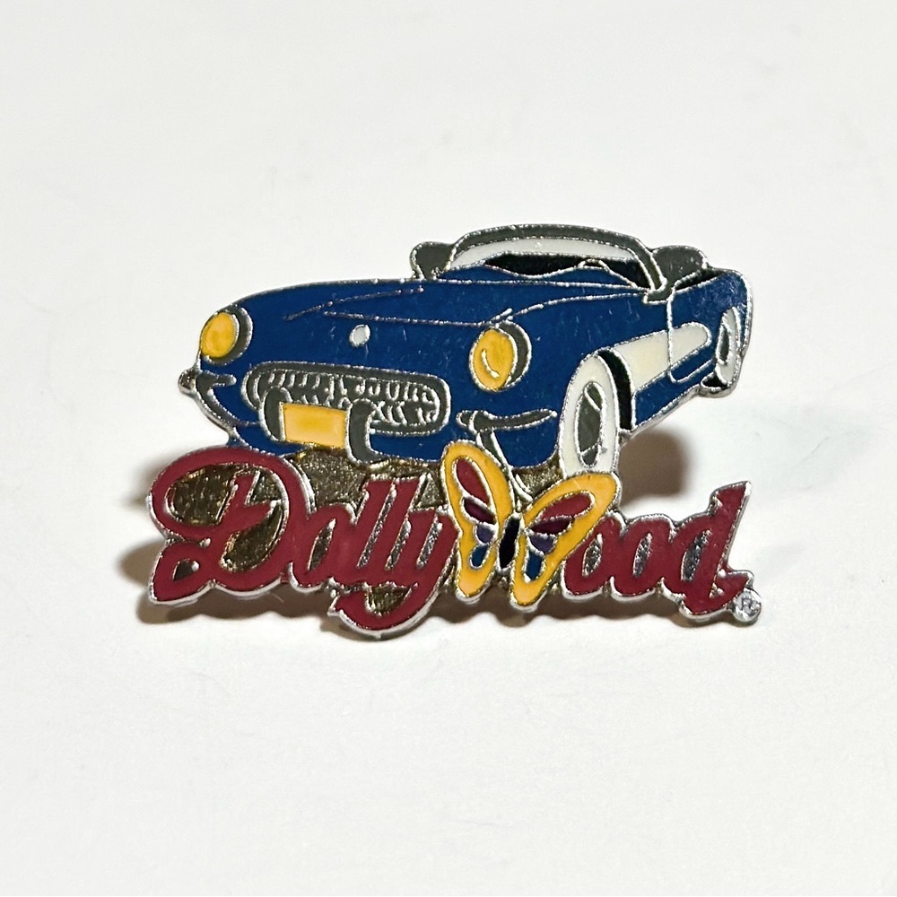Dollywood Classic Car Convertible Blue Thunderbird Souvenir Enamel Lapel Pin - Picture 2 of 4
